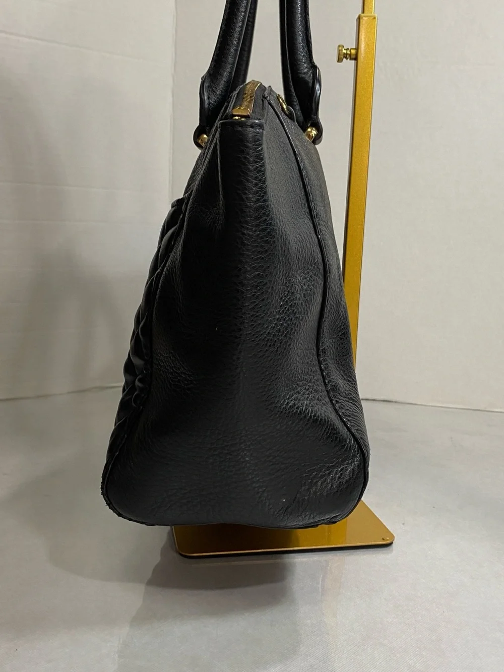 Vince Camuto Quilted Pebbled Leather Tote Black Gold Zip Shopper